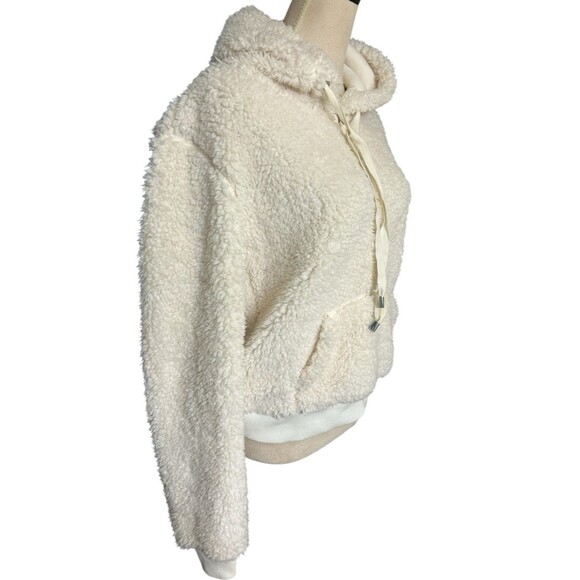 Abercrombie Fitch Womens Sz M Ivory Hoodie Sherpa Fleece Crop 1/4 Zip Sweater - Picture 3 of 8
